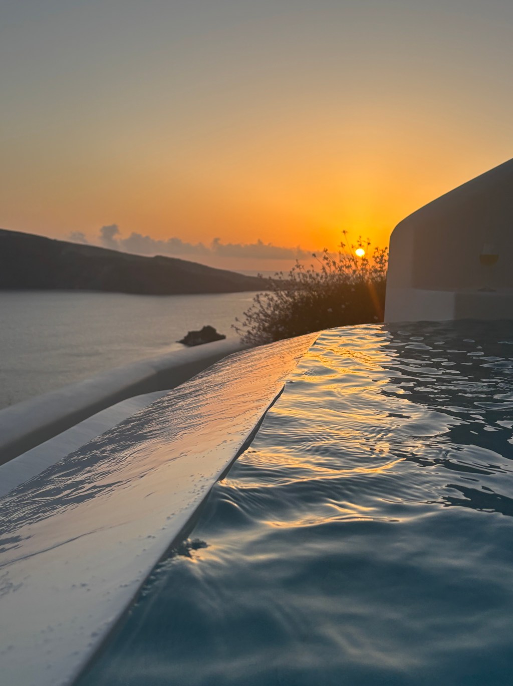 I Don’t Practice Santorini: 48 Hours on an Island&nbsp;Paradise
